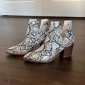 Snake Print Booties | ZBY